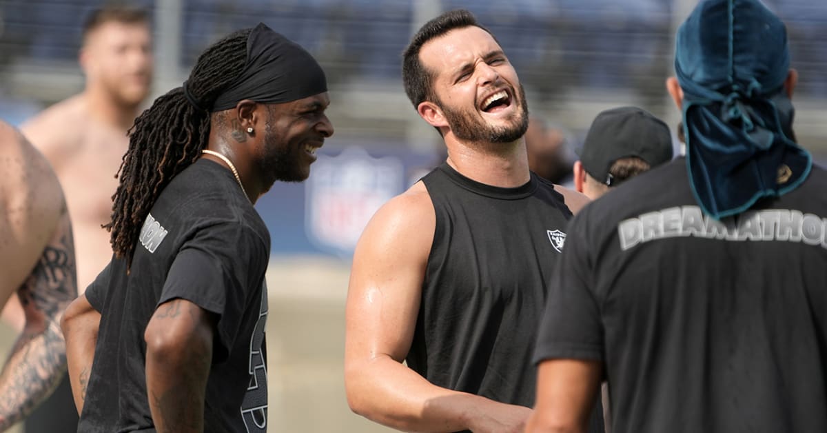 Derek Carr Says He'd Buy Packers' Davante Adams a Car to Get Him