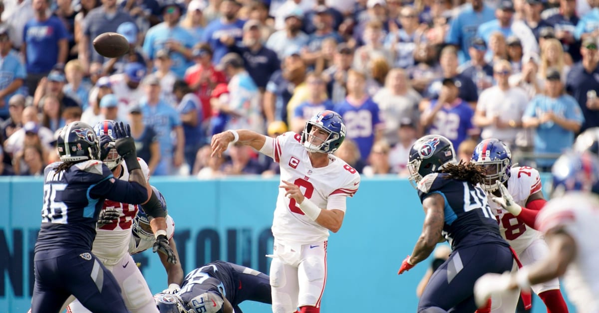 New York Giants Down 13-0 at Half vs. Titans - Sports Illustrated