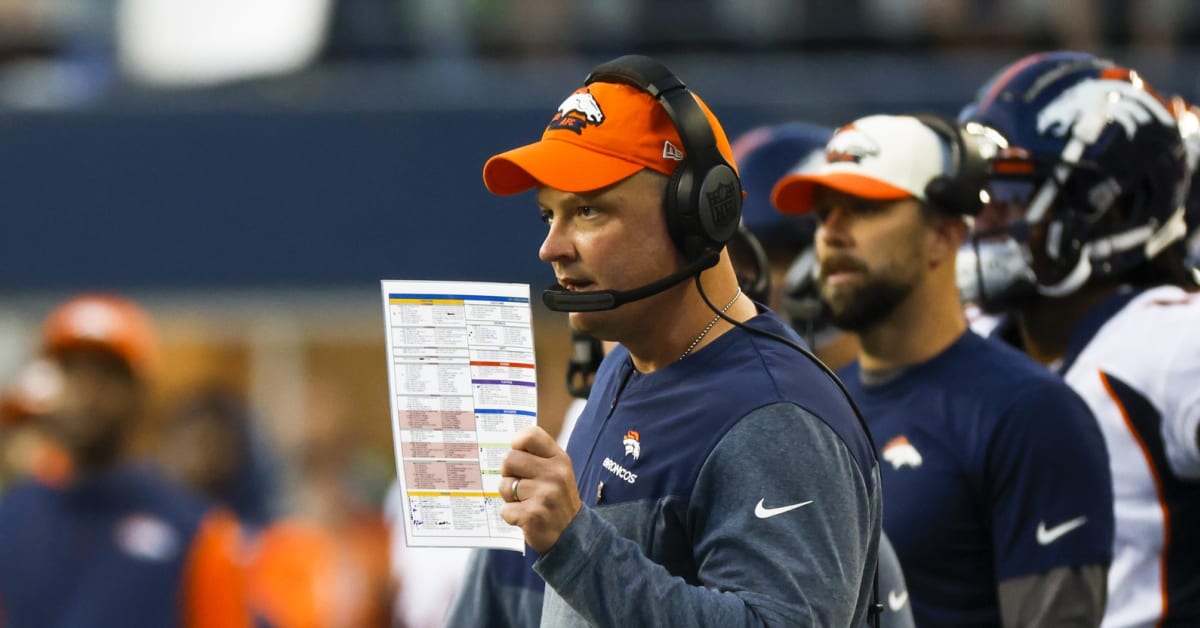 Hackett hands off play-calling duties, Broncos still sputter