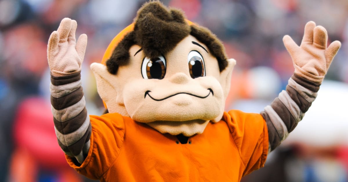 NFL World Reacts to Browns’ New ‘Brownie’ Midfield Logo - Sports ...