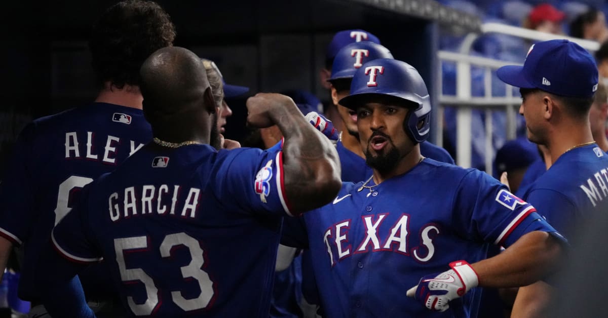 Texas Rangers on X: Scoreless debut from the Cuban Missile