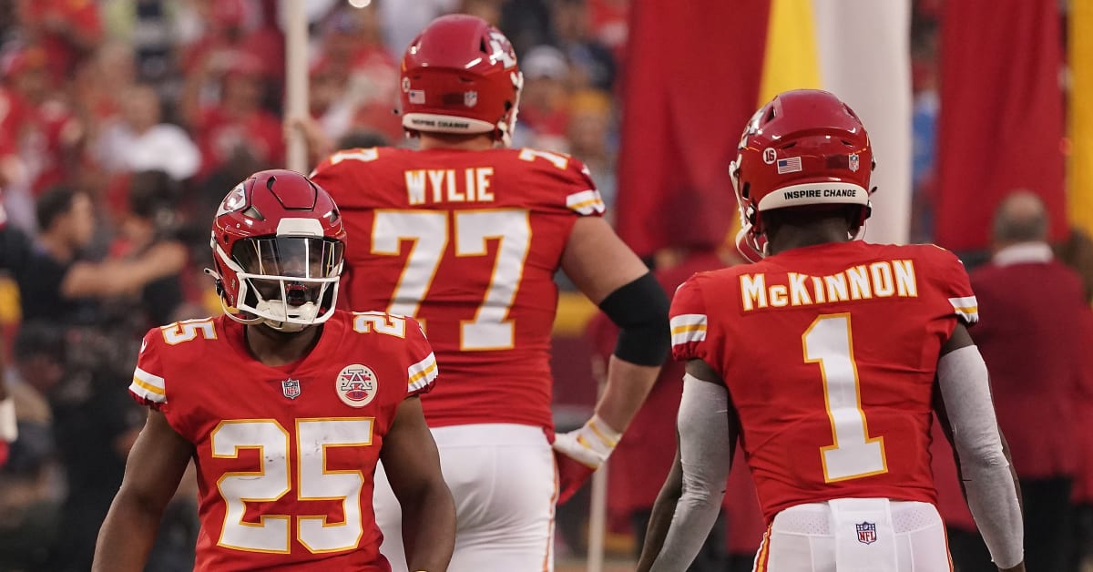 Despite Re-Signing With KC Chiefs, RB Jerick McKinnon Isn't Promised  Anything in 2022 - Sports Illustrated Kansas City Chiefs News, Analysis and  More