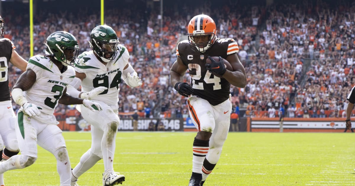 Jets score two late touchdowns for stunning win over Browns