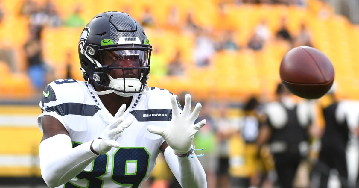 Seattle Seahawks defensive back Tariq Woolen is pictured during an NFL  football game against the Atlanta Falcons, Sunday, Sept. 25, 2022, in  Seattle. The Falcons won 27-23. (AP Photo/Stephen Brashear Stock Photo -  Alamy