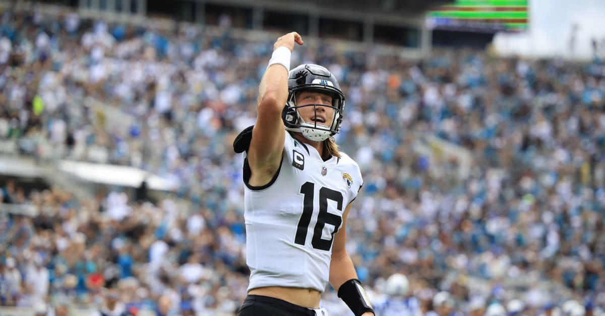 Week 7 NFL Bets: Nick still believes in Trevor Lawrence, Top 5 Picks, Tua's  return