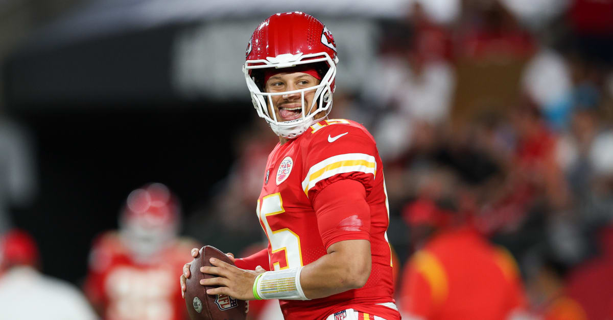 KC Chiefs Quarterback Patrick Mahomes Named AFC Offensive Player of the ...