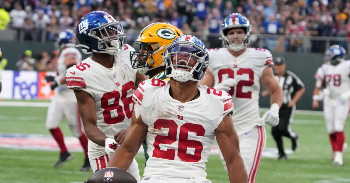 New York Giants Stand Tall in Gutsy 27-22 Upset Over Green Bay Packers -  Sports Illustrated New York Giants News, Analysis and More