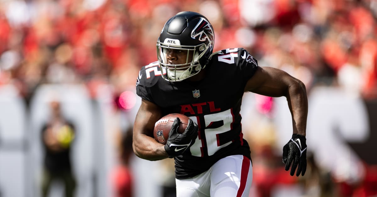 BREAKING Atlanta Falcons Cut RB Caleb Huntley Before Training Camp