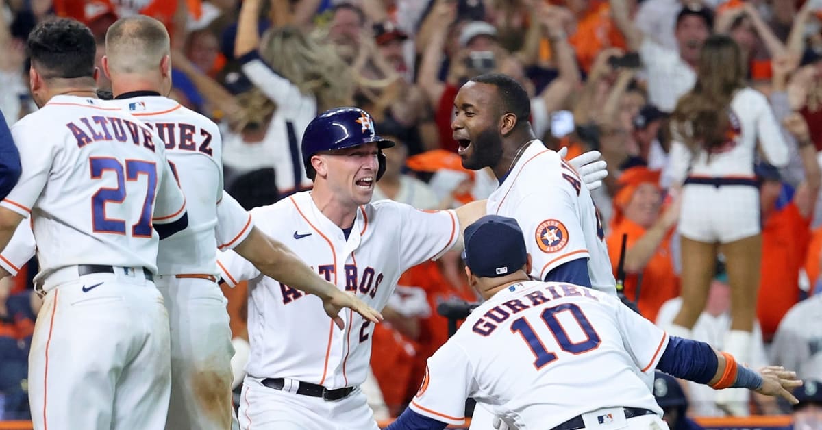 Astros' Yordan Alvarez leaves Mariners helpless in Houston