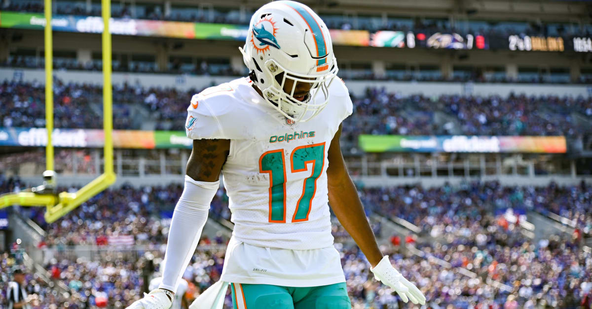 Miami Dolphins WR Jaylen Waddle Dealing with Midsection Injury - Sports  Illustrated Miami Dolphins News, Analysis and More