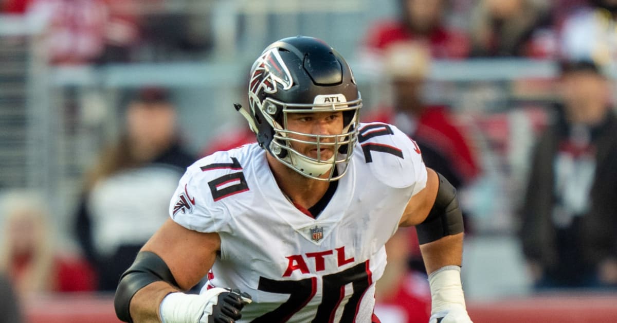 Atlanta Falcons offensive tackle Jake Matthews (70) works against the Detroit  Lions during the first half of an NFL football game, Sunday, Oct. 25, 2020,  in Atlanta. (AP Photo/John Bazemore Stock Photo - Alamy