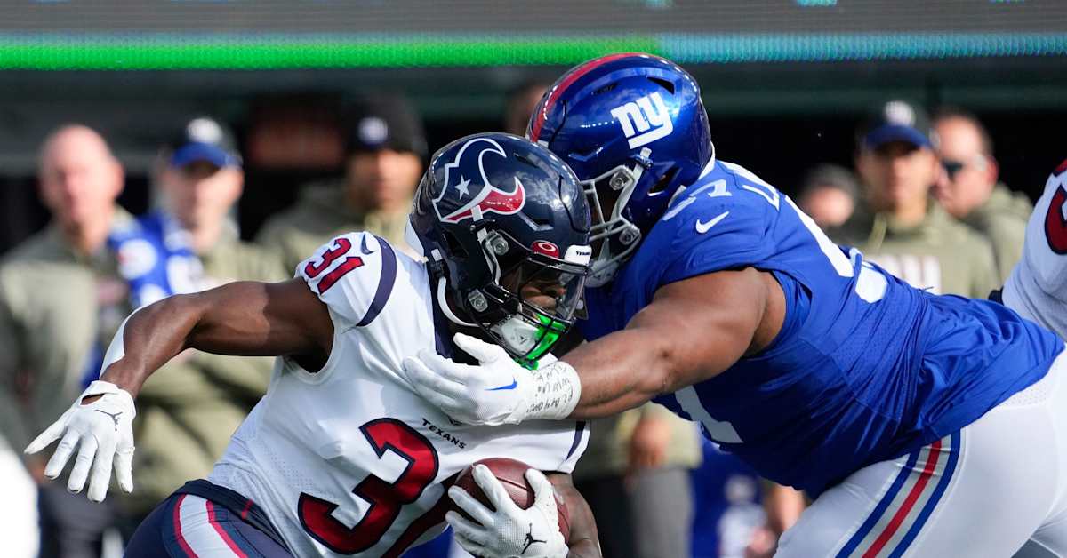 Dexter Lawrence Leads Defense In Giants' Week 9 Win Over Houston ...