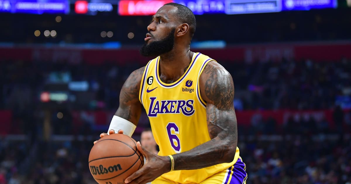 Lakers Video: LeBron James Explains Why He Switched NFL Fandom From Cowboys  To Browns