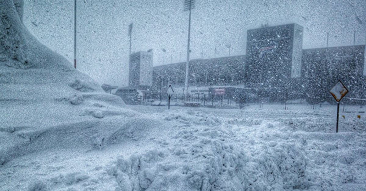 The Browns might go from 85 degrees in Miami to a blizzard in Buffalo on  Sunday 