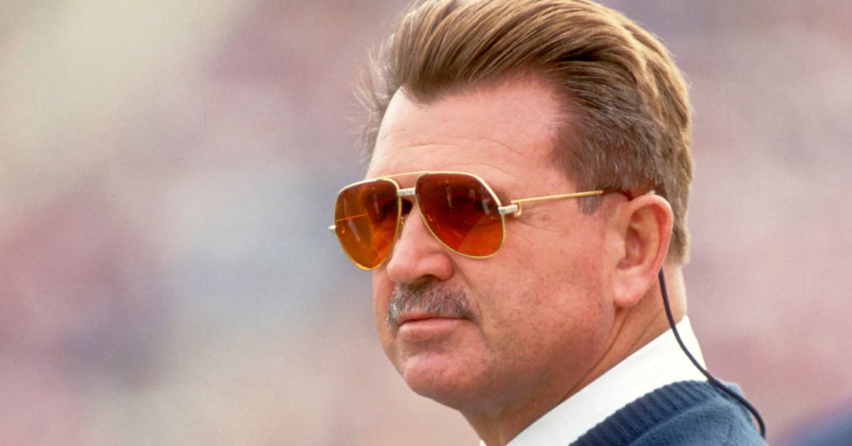 Bears fans at bachelor party dress as Mike Ditka for game - ESPN