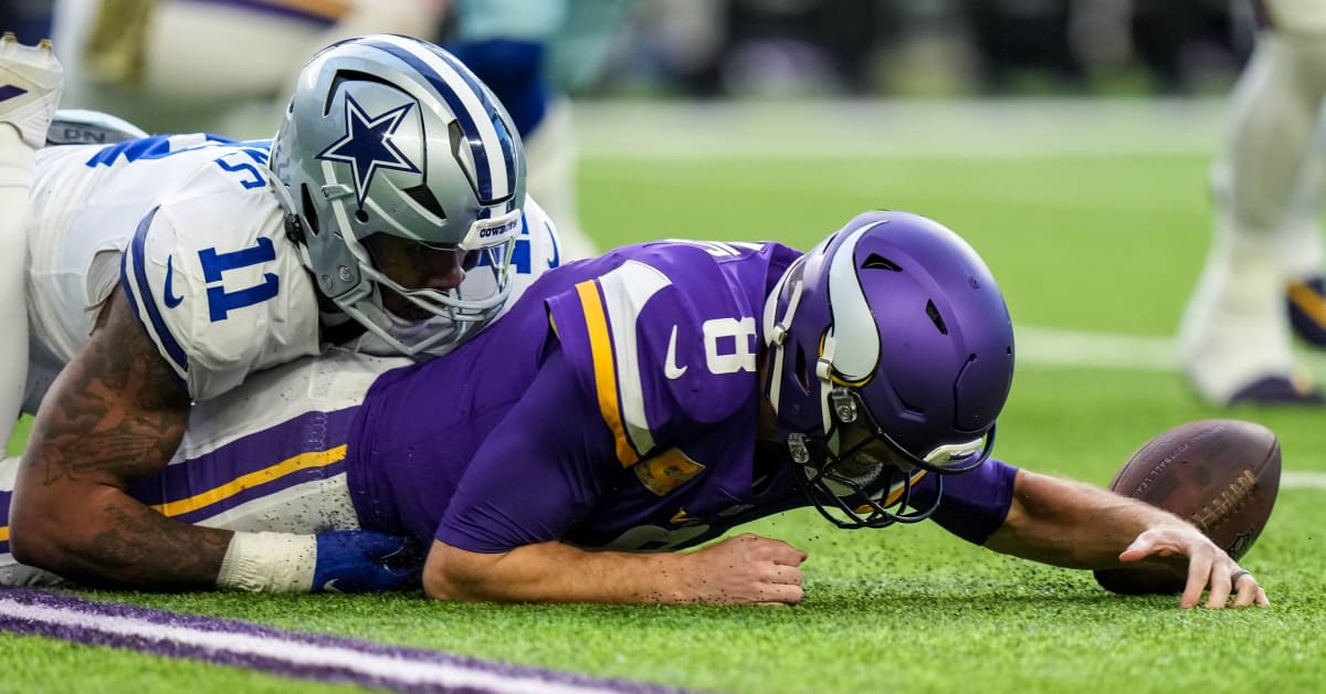 Cowboys beat Vikings so bad CBS cuts broadcast to different game before  final whistle