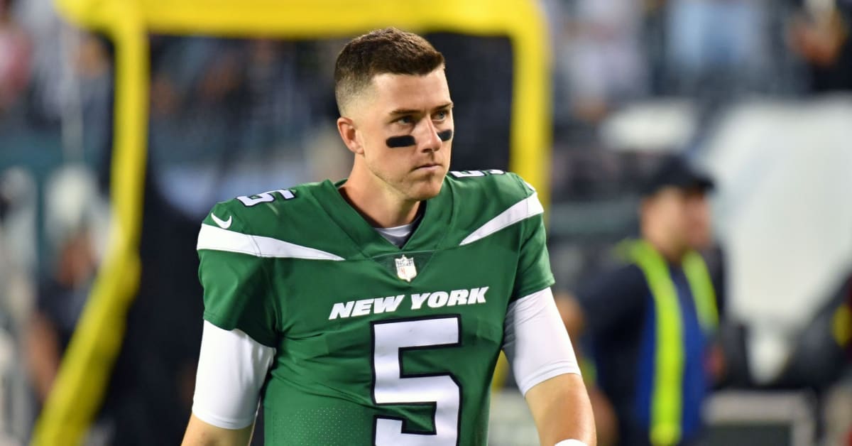 Jets offense takes off with Mike White at quarterback