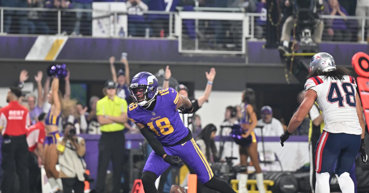 Studs and Duds from Vikings' 33-26 win in Week 12 vs. Patriots