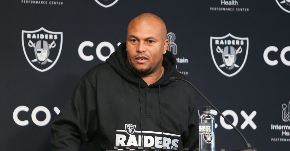 Las Vegas Raiders Antonio Pierce's Incredible Honesty On QB Situation ...