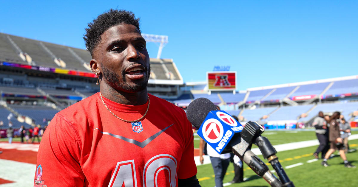 Dolphins’ Tyreek Hill Accused of Breaking Model’s Leg in Football Drill ...