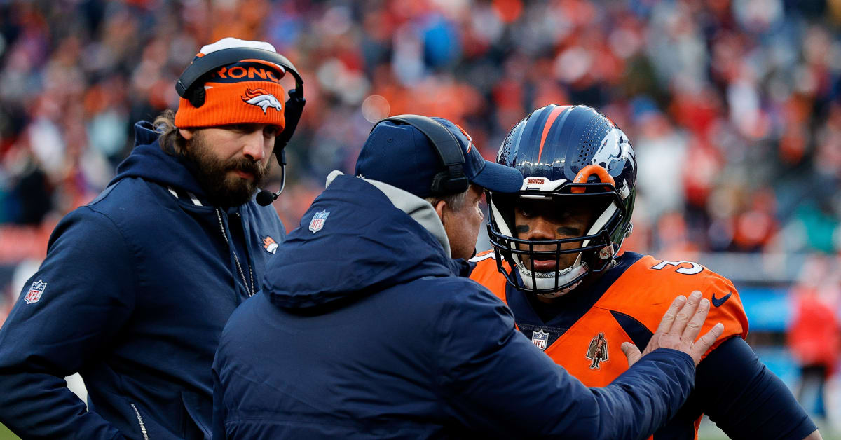 Broncos’ Assistant Coach Stamps Authority on Hunt for Team’s Next QB