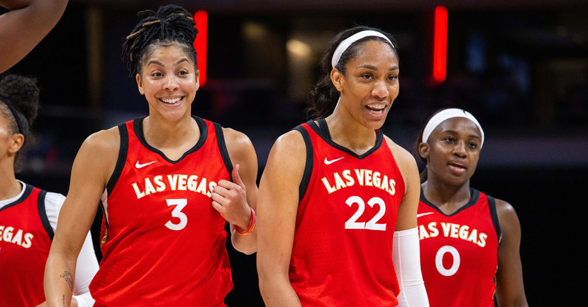 A'ja Wilson Captured Candace Parker's Perfect Reaction to South Carolina's  Dramatic Win vs. Tennessee - Sports Illustrated