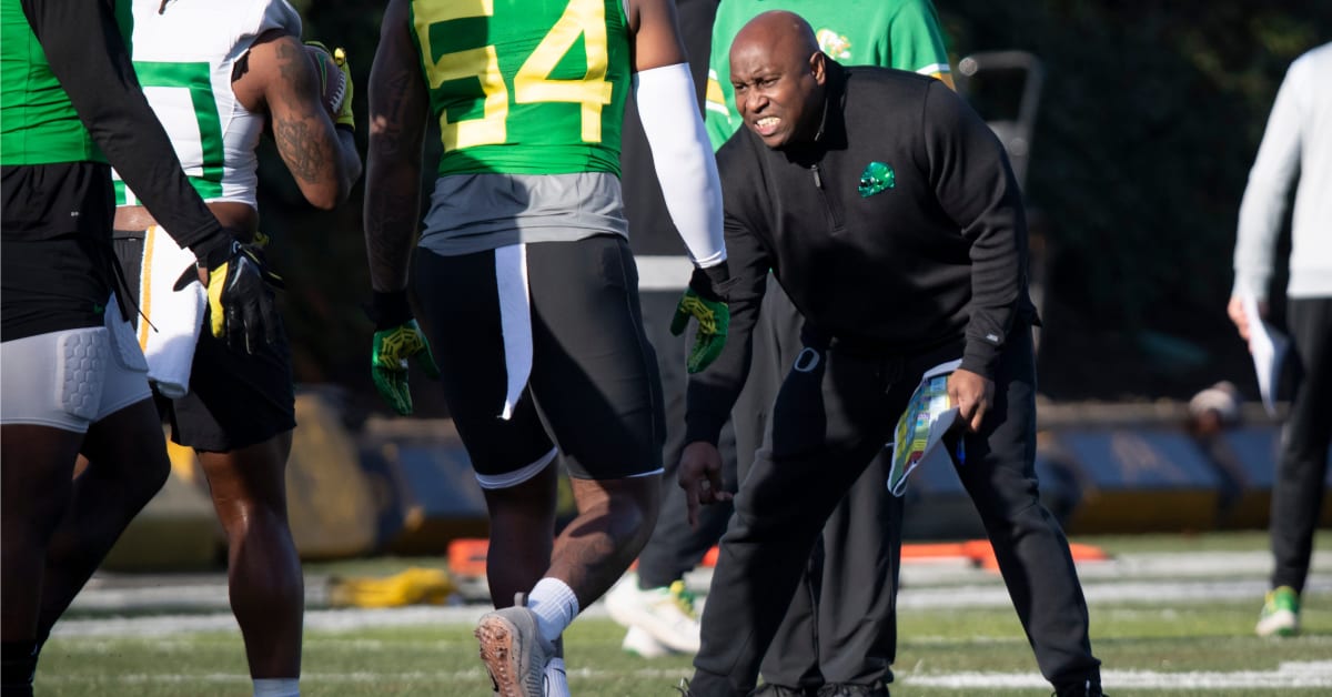 Oregon Football: Oregon Finalizes Contract Extension For Running Backs ...