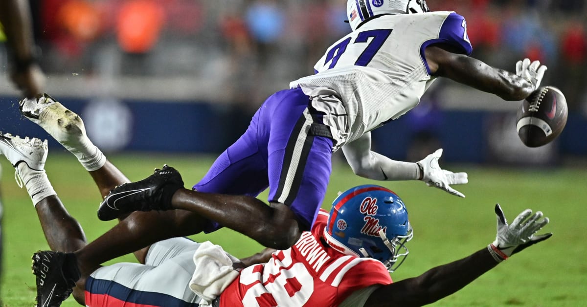 NFL Rebels: A.J. Brown Headlines Ole Miss Standouts - The Grove Report –  Sports Illustrated at Ole Miss