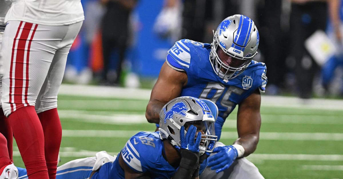 Detroit Lions John Cominsky is 'ultimate hard-hat guy' - Sports Illustrated  Detroit Lions News, Analysis and More