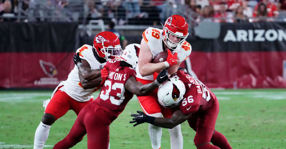 Chiefs activate tight end, defensive tackle from practice squad