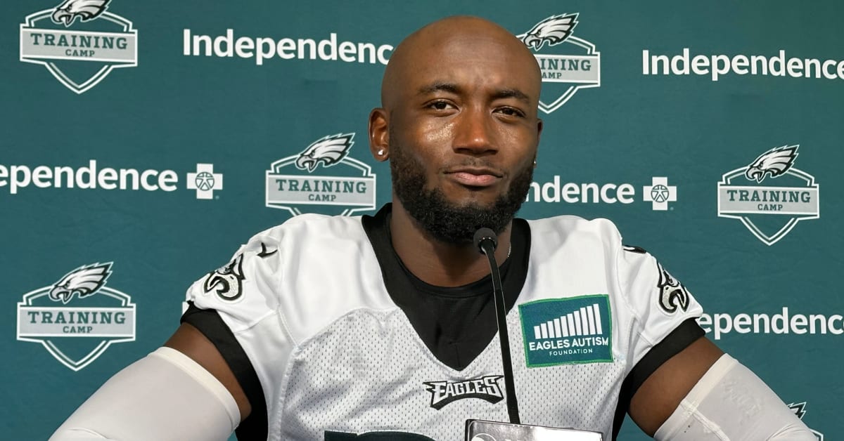 NFL Network James Palmer, center, interviews Philadelphia Eagles