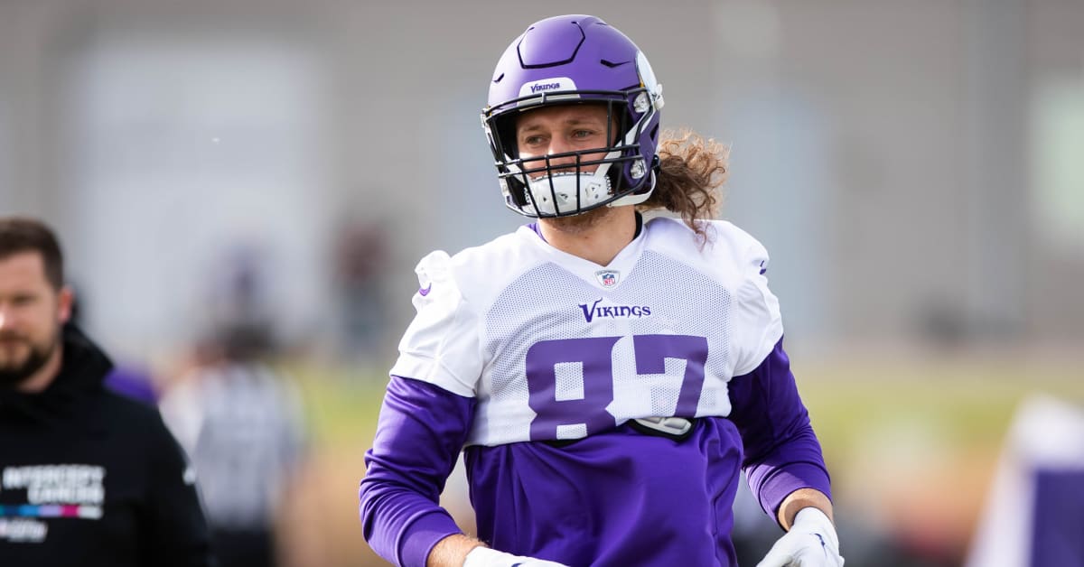 Vikings TE T.J. Hockenson's hold in confirmed by NFL insiders