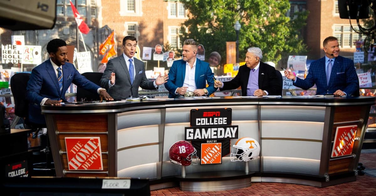 ESPN's 'College GameDay' Staff Makes Week 6 Picks - The Spun: What's  Trending In The Sports World Today