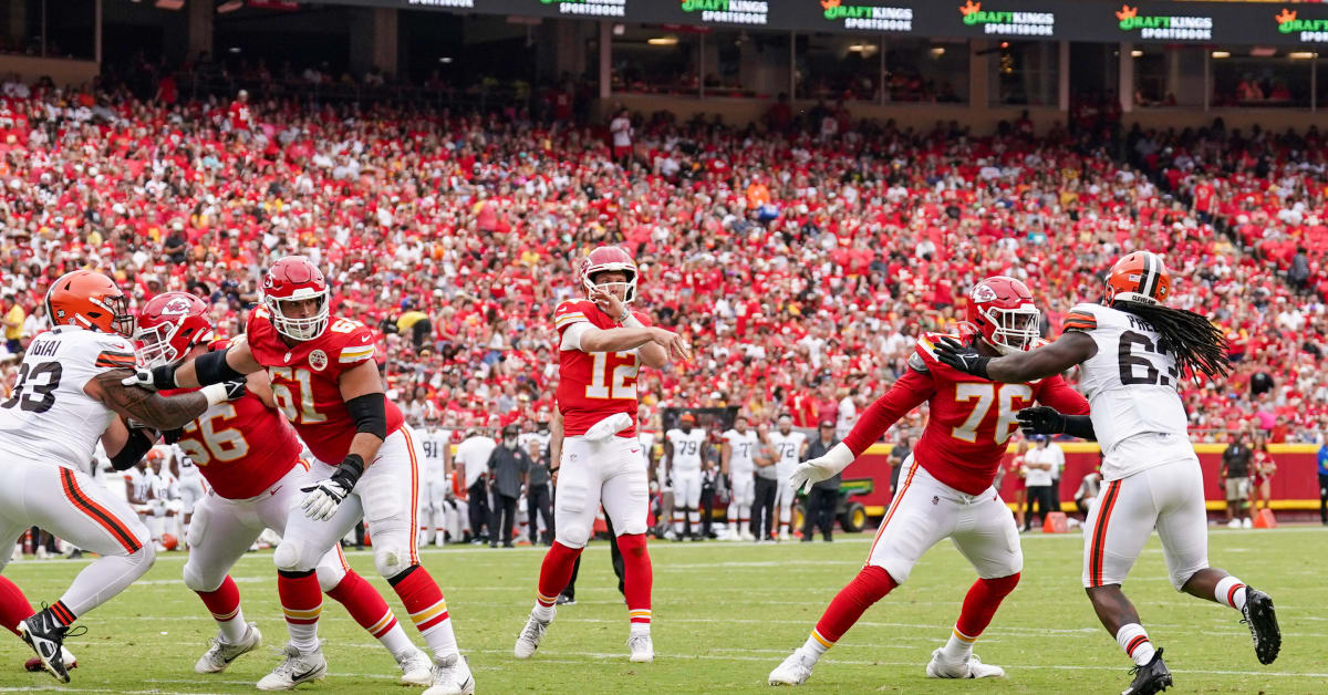 Chad Henne vs. Shane Buechele: The battle for Chiefs backup QB