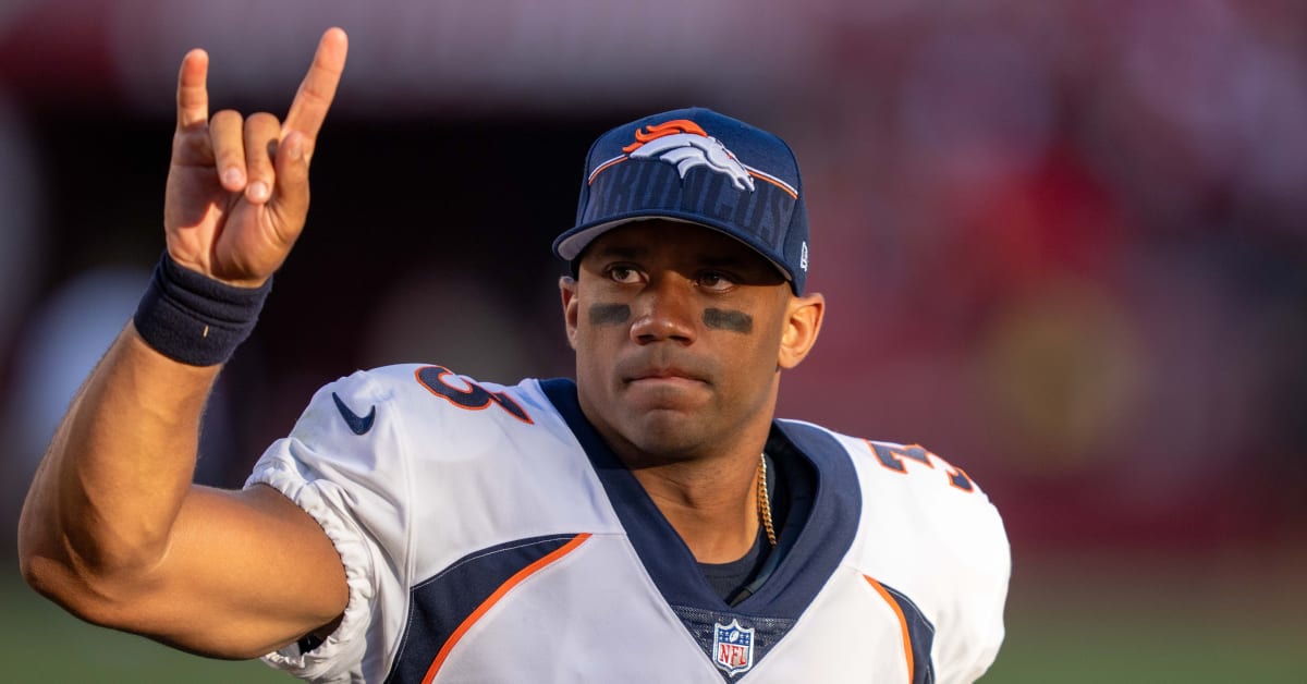 Broncos Re-Sign 3 Players, Move 3 to Short-Term IR - Sports Illustrated  Mile High Huddle: Denver Broncos News, Analysis and More