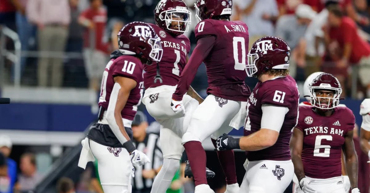 No. 23 Texas A&M Aggies Lead New Mexico Lobos 35-7 At Half Behind 4 ...