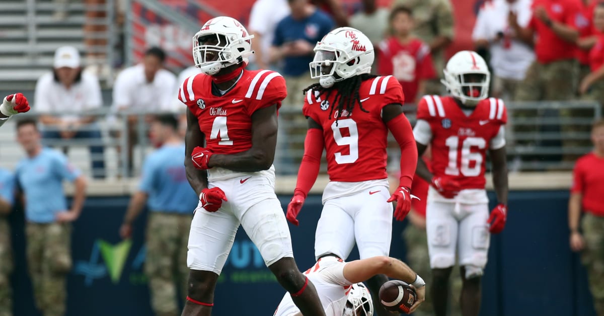 Ole Miss Rebels LB Suntarine Perkins Named Midseason True Freshman All ...