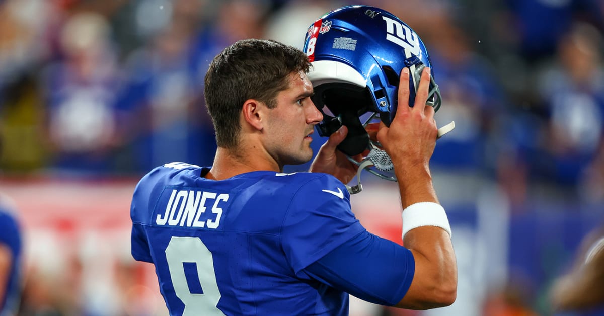 GIANT humiliation: NFL fans ruthlessly mock Daniel Jones and