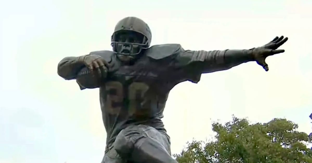 Barry Sanders Statue Celebration