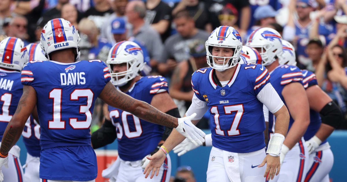 Buffalo Bills, Josh Allen get right in 38-10 win over Raiders