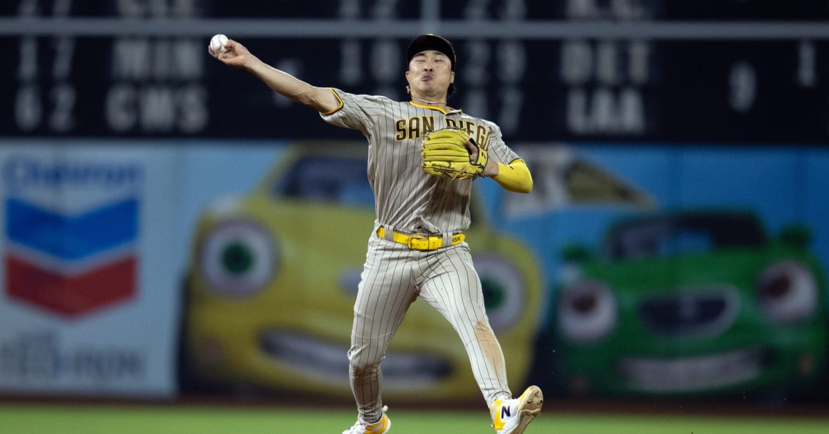 Padres sweep Rangers in weekend series, but lose Ha-Seong Kim to