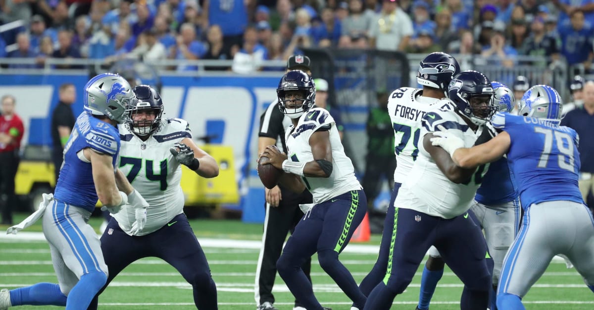 MONDAY NIGHT FOOTBALL: Geno Smith, Seahawks hold off Russell