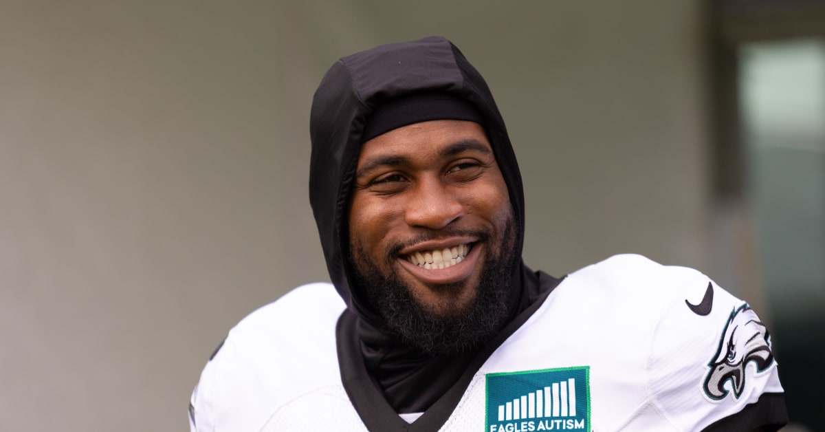 Philadelphia Eagles' Haason Reddick Says Goodbye to Cast