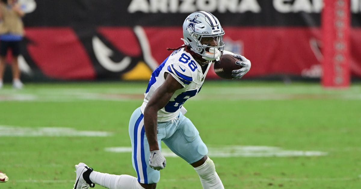 Let Me Touch The Rock!' Dallas Cowboys CeeDee Lamb Wants TD Throws in Red  Zone vs. New England Patriots - FanNation Dallas Cowboys News, Analysis and  More