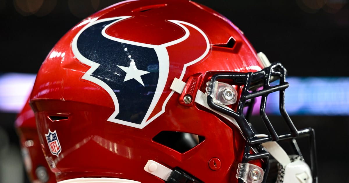 LOOK: Houston Texans Reveal Week 4 Uniforms For Pittsburgh Steelers - and  J.J. Watt - Sports Illustrated Houston Texans News, Analysis and More