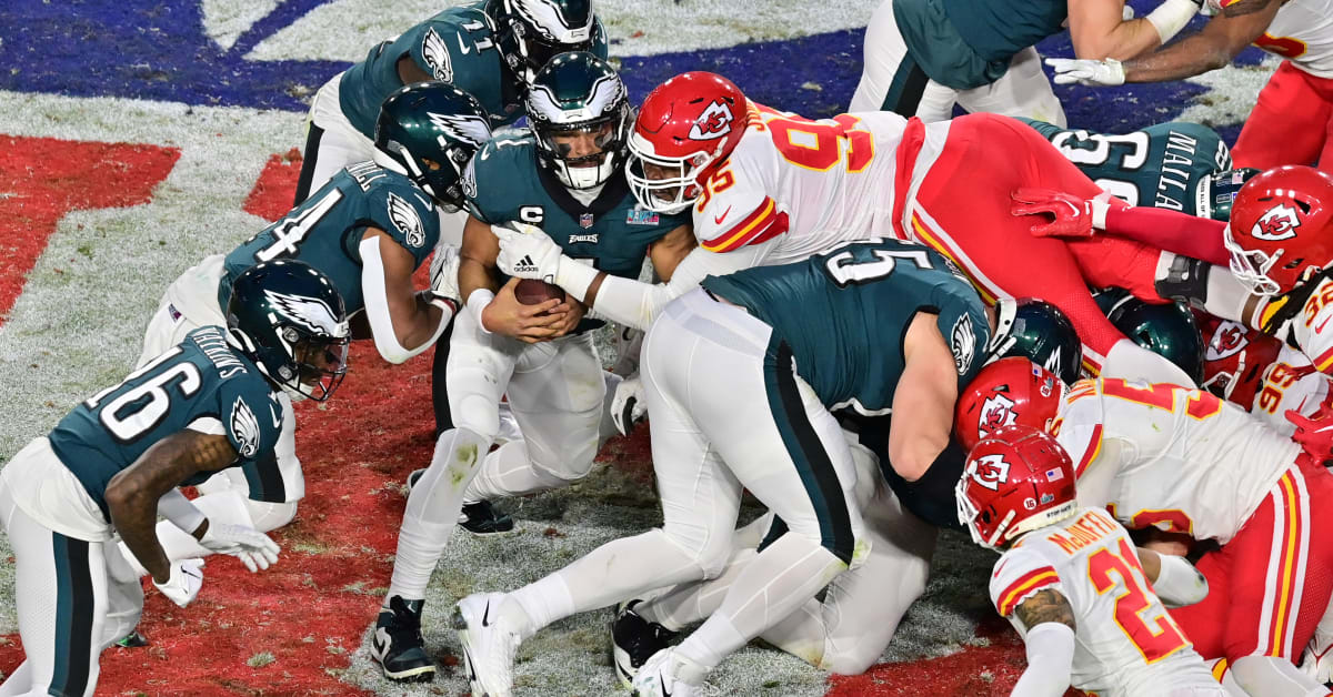 Why is Jalen Hurts' QB sneak legal? Explaining NFL rule loophole allowing  Eagles' play despite complaints