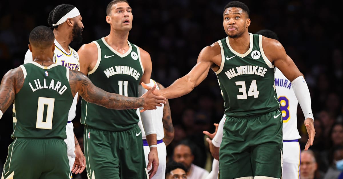 Giannis Lauds Damian Lillard's Impact After Debut: 'Never Played With a Guy  Like That' - Sports Illustrated