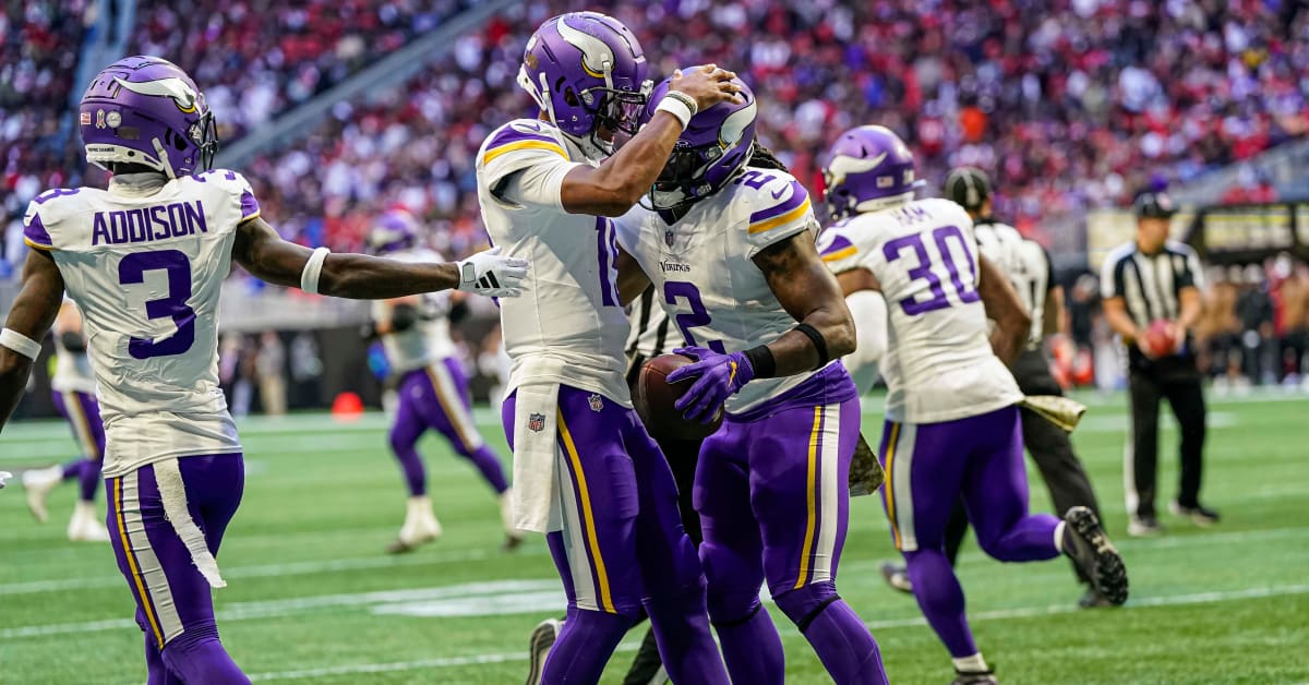 Watch: Incredible Josh Dobbs scramble sets up Vikings touchdown ...