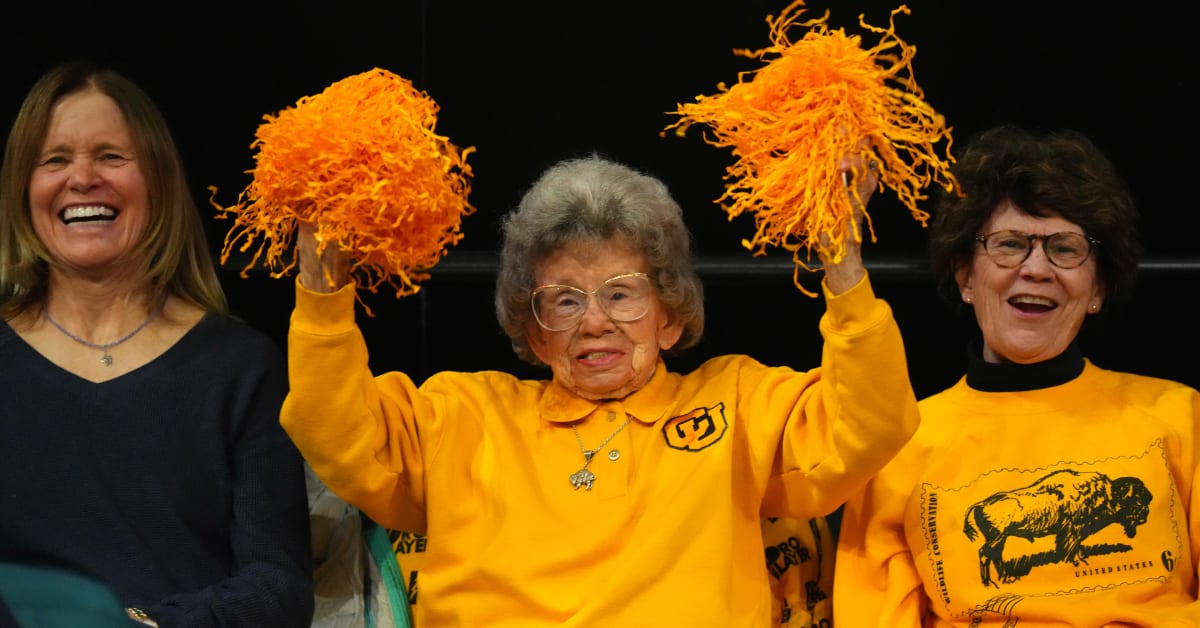 CU Event Center Crowd Sings To Buffs Mega Fan Peggy Coppom For 99th ...