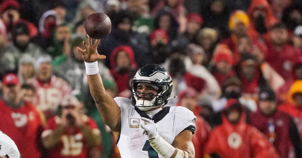 Philadelphia Eagles QB Jalen Hurts Continues To Find Ways To Win Ugly ...